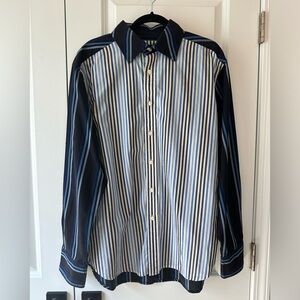 Robert Graham Multi Colored Blue Striped Button Down Shirt (Size XL)